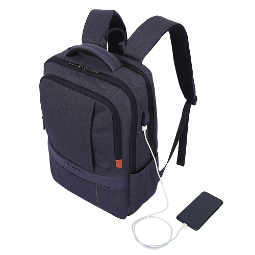 Sakos Carbon tích hợp cổng USB tiện dụng Sakos Carbon tích hợp cổng USB tiện dụng